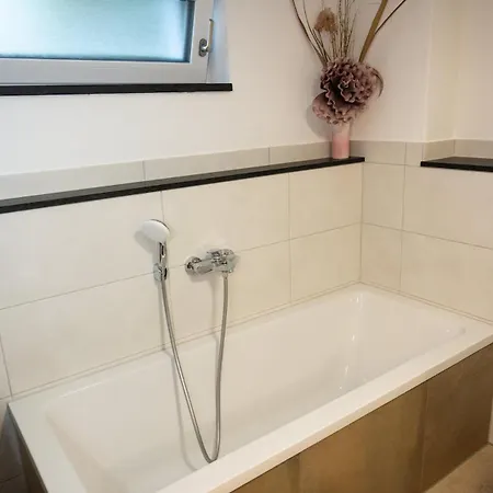 Apartamento Retreat In A Quiet Environment Vilsheim